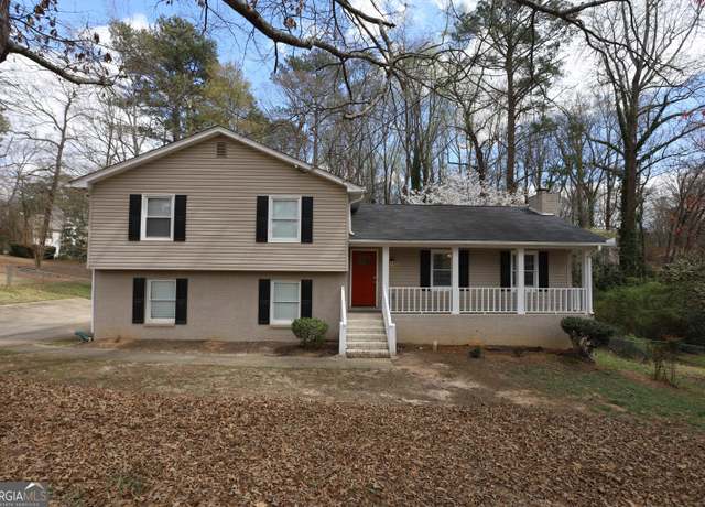 Property at 756 Sugar Hill Ln, Conyers, GA 30094, 5 beds, 3 baths