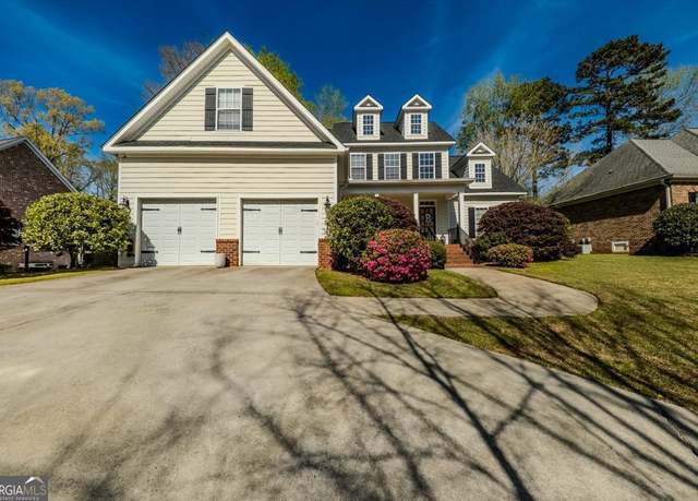 Property at 261 Providence Blvd, Macon, GA 31210, 4 beds, 2.5 baths