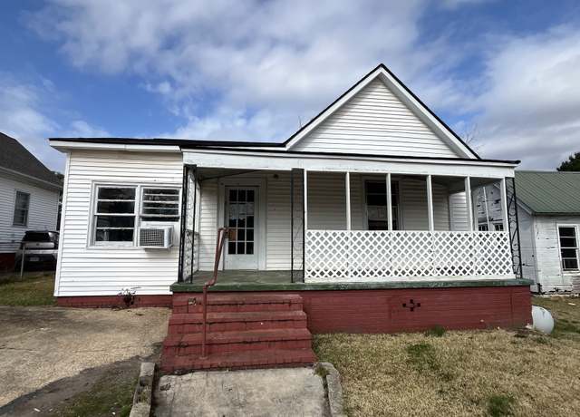 Property at 612 S 3rd Ave, Lanett, AL 36863, 2 beds, 1 bath