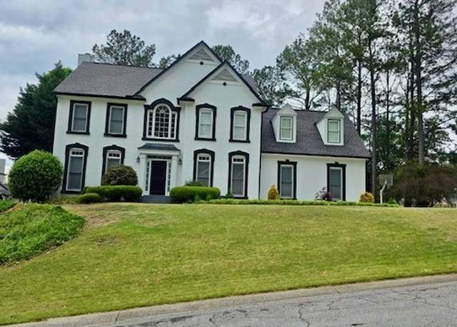Property at 303 Sedgewick Trl, Lawrenceville, GA 30044, 5 beds, 2.5 baths