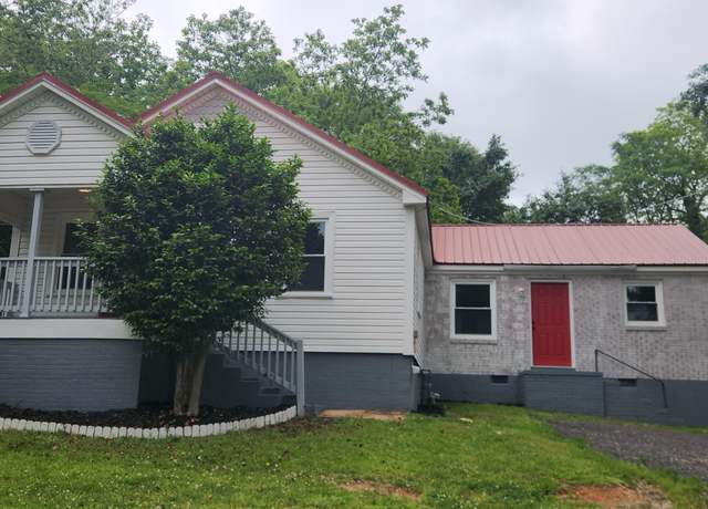 Property at 110 Forrest Ave, Jackson, GA 30233, 3 beds, 2 baths