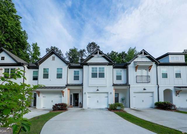 Property at 4175 Spring Valley Cir, Tucker, GA 30084, 3 beds, 2.5 baths