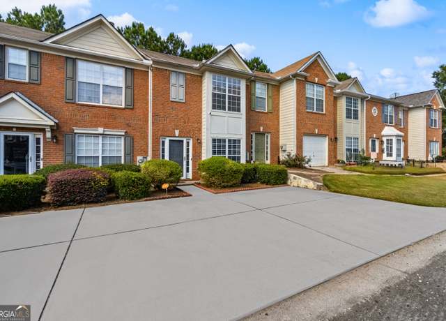 Property at 2783 Parkway Cv, Lithonia, GA 30058, 2 beds, 2.5 baths
