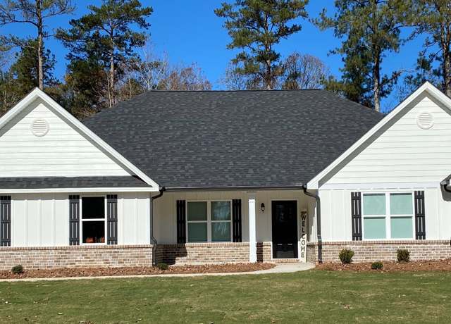 Property at 364 Pleasant Hill Church Rd SE, Statham, GA 30666, 4 beds, 3 baths