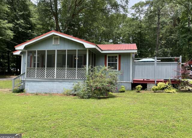 Property at 501 Lakeshore Dr, Monticello, GA 31064, 3 beds, 1 bath