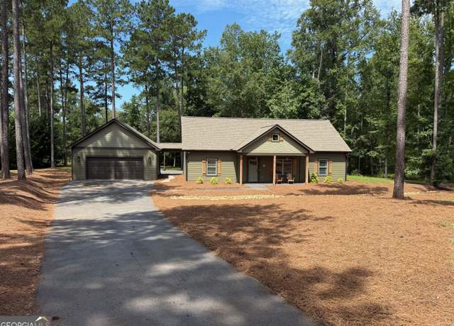 Property at 102 Oakline Ct, Eatonton, GA 31024, 3 beds, 2 baths