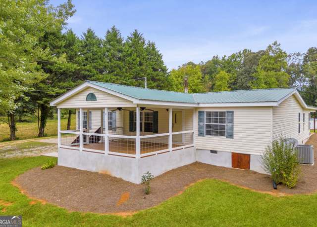 Property at 8949 John Savage Rd, Lula, GA 30554, 3 beds, 2 baths