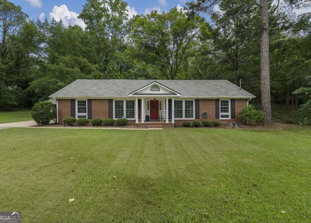 Property at 341 Crestfield Dr, Columbus, GA 31904, 3 beds, 2 baths