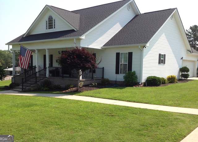 Property at 7 Kiker Streeet, Tallapoosa, GA 30176, 3 beds, 2 baths