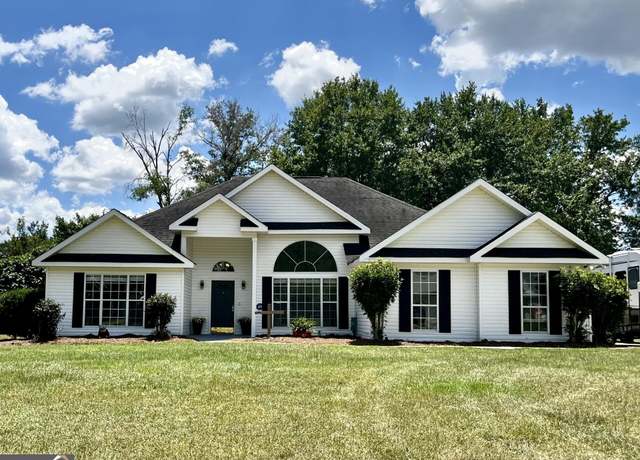 Property at 1038 Alma Dr, Macon, GA 31216, 4 beds, 2 baths