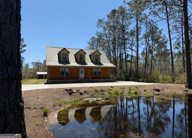 Property at 3362 Hart Rd, Valdosta, GA 31601, 3 beds, 2.5 baths