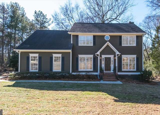 Property at 114 Clarksville Ct, Macon, GA 31210, 4 beds, 2.5 baths