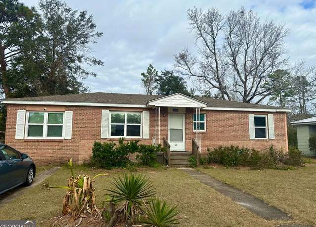 Property at 117 Shangri La Ave, Brunswick, GA 31525, 2 beds, 1 bath