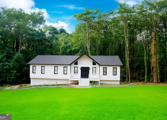 Property at 4180 Sweetshrub Ct, Douglasville, GA 30135, 5 beds, 3 baths