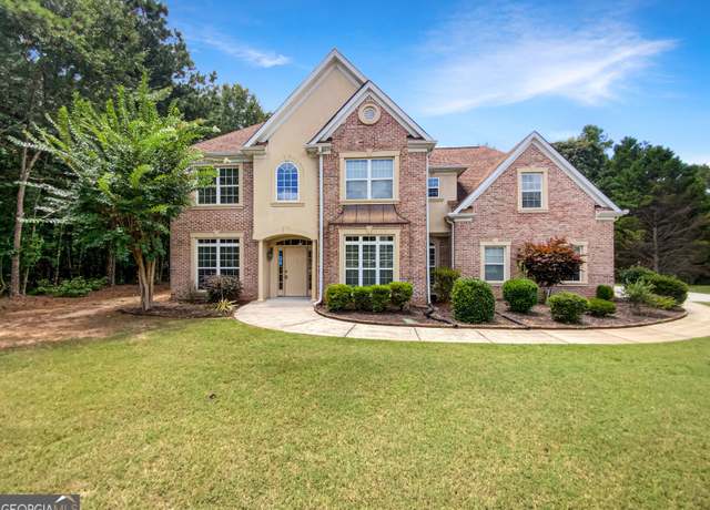 Property at 175 Stillwood Dr, Fayetteville, GA 30215, 4 beds, 3.5 baths