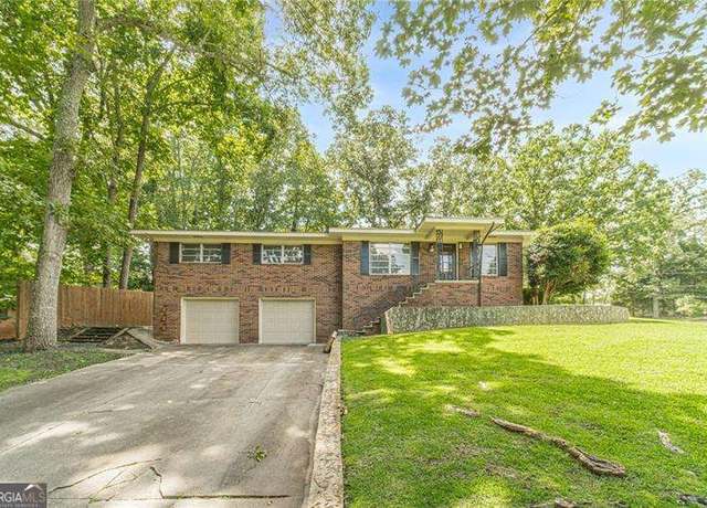 Property at 397 Hollywood Cir, Gainesville, TN 38501, 3 beds, 2.5 baths