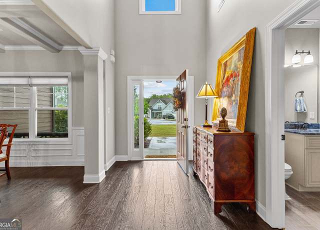 Property at 215 Duck Dr, Senoia, GA 30276, 5 beds, 3.5 baths