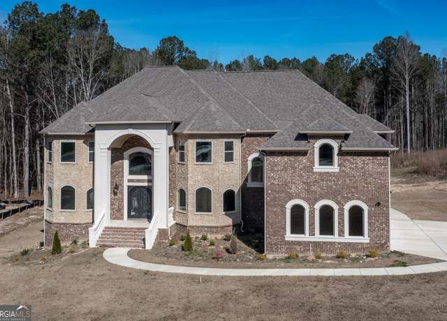 Property at 230 Waltham Way, Fayetteville, GA 30214, 6 beds, 6.5 baths