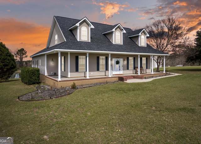 Property at 5790 Wooddell Dr, Waycross, GA 31503, 4 beds, 4.5 baths
