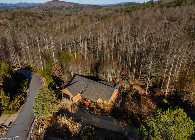 Property at 259 Sweet Bay Dr, Blairsville, GA 30512, 5 beds, 3 baths