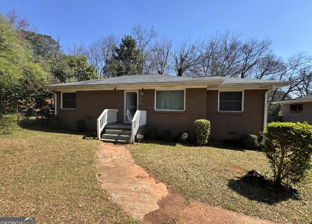 Property at 1800 Austin Dr, Decatur, GA 30032, 3 beds, 1 bath