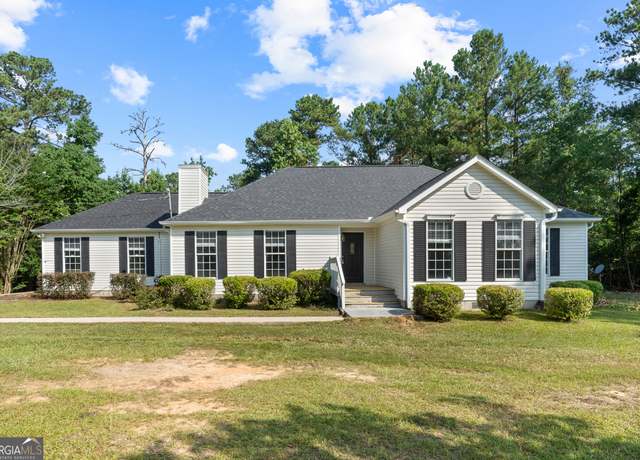 Property at 194 Welker Cir, Macon, GA 31211, 4 beds, 2 baths