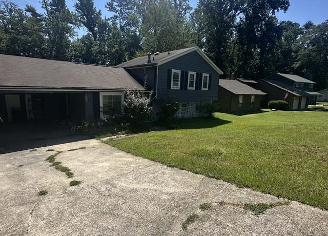 Property at 21 Laurel Dr, Newnan, GA 30265, 5 beds, 3.5 baths