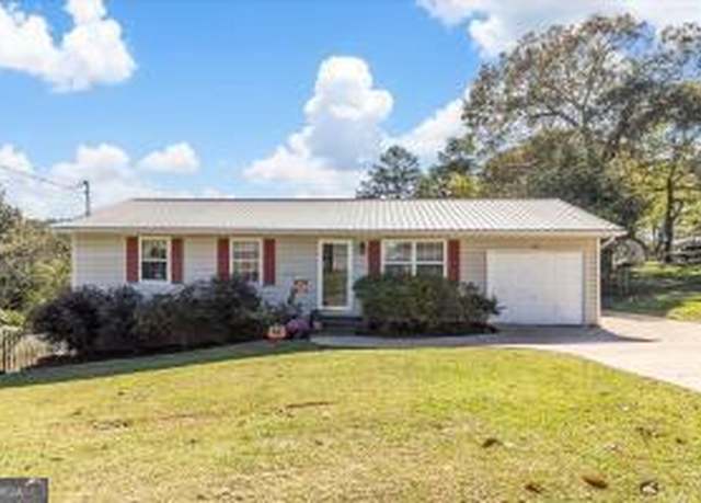 Property at 405 Wisteria Rd, Lafayette, GA 30728, 3 beds, 1 bath