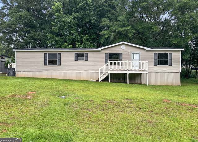 Property at 368 Hemlock Ln, Locust Grove, GA 30248, 3 beds, 2 baths