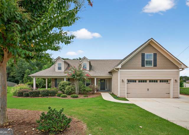 Property at 445 Katherine Dr, Jefferson, GA 30549, 3 beds, 2 baths