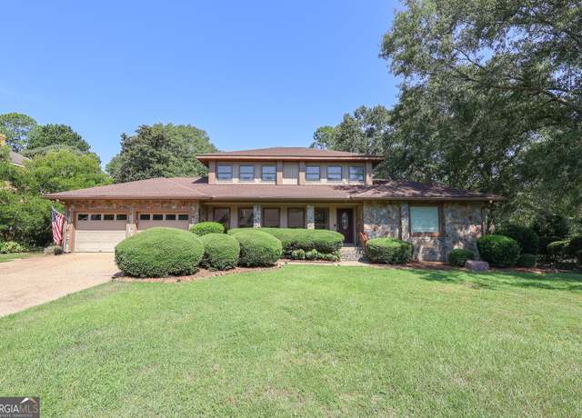 Property at 111 Bunkers Trl, Warner Robins, GA 31088, 4 beds, 2.5 baths