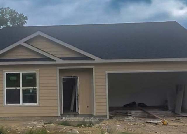 Property at 41 Ballard Rd, Trenton, GA 30752, 3 beds, 2 baths