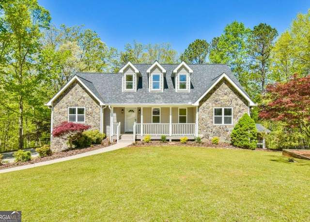 Property at 6025 River Oaks Dr, Flowery Branch, GA 30542, 4 beds, 3 baths