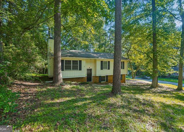 Property at 4496 Housworth Dr, Lithonia, GA 30038, 3 beds, 2 baths