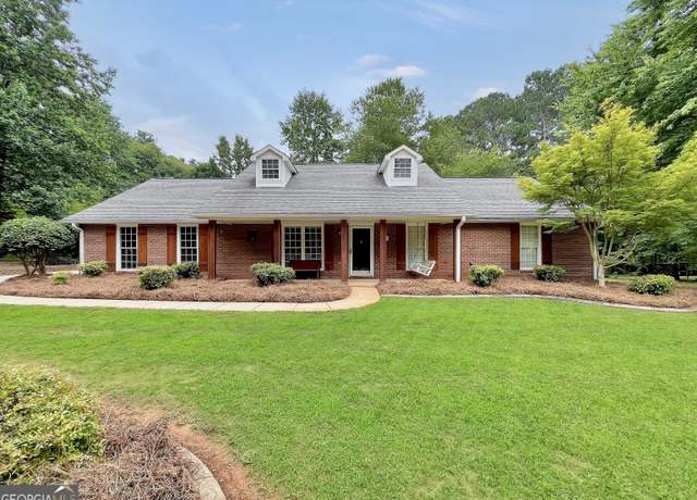 Property at 602 Pine Knoll Ct, Mcdonough, GA 30252, 3 beds, 2 baths