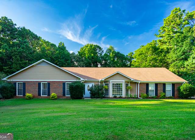 Property at 107 Powers Ct, Lagrange, GA 30240, 4 beds, 2 baths