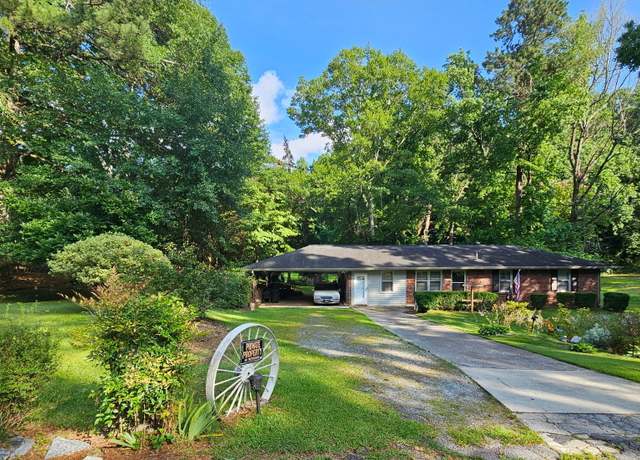 Property at 4884 Maurice Dr NW, Lilburn, GA 30047, 3 beds, 1 bath