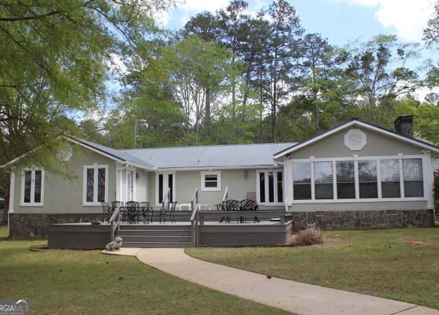 Property at 132 Rosebud Ln, Jackson, GA 30233, 4 beds, 3 baths