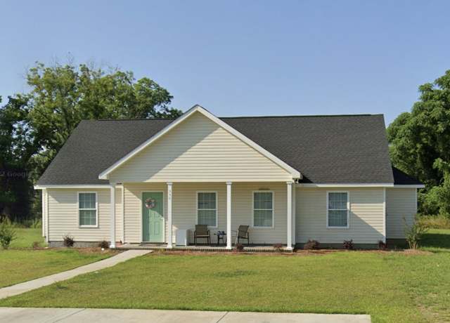 Property at 350 Glazebrook Ave, Statesboro, GA 30458, 4 beds, 4 baths