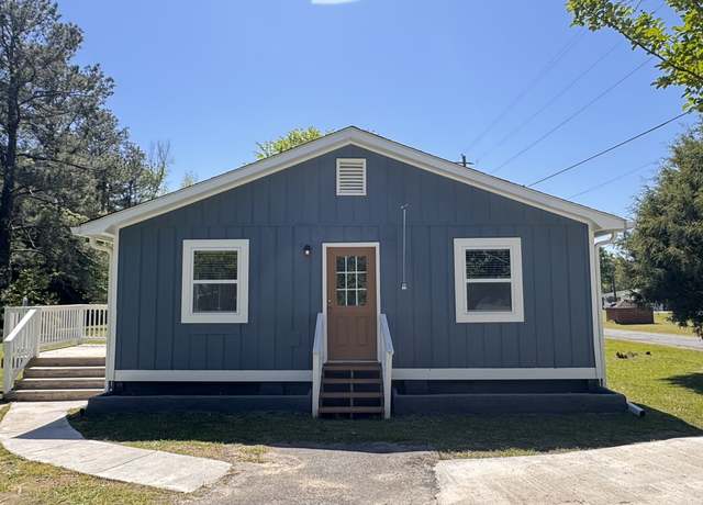 Property at 29 Dolly Ln, Macon, GA 31217, 3 beds, 2 baths