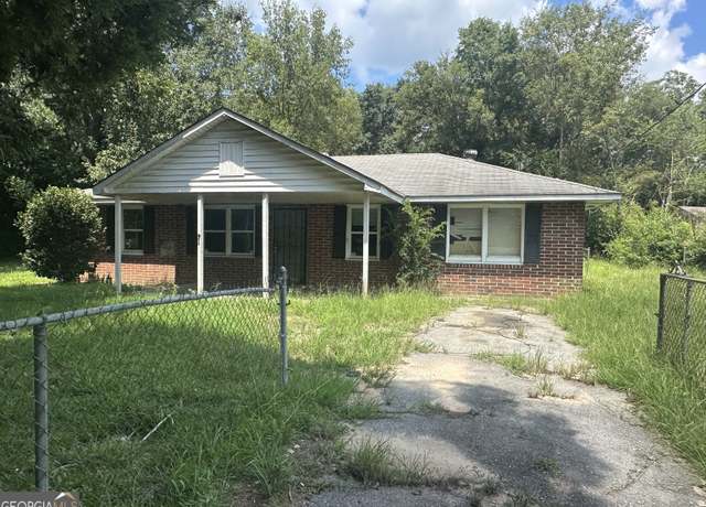 Property at 3860 Lindwood Dr, Macon, GA 31206, 3 beds, 1 bath