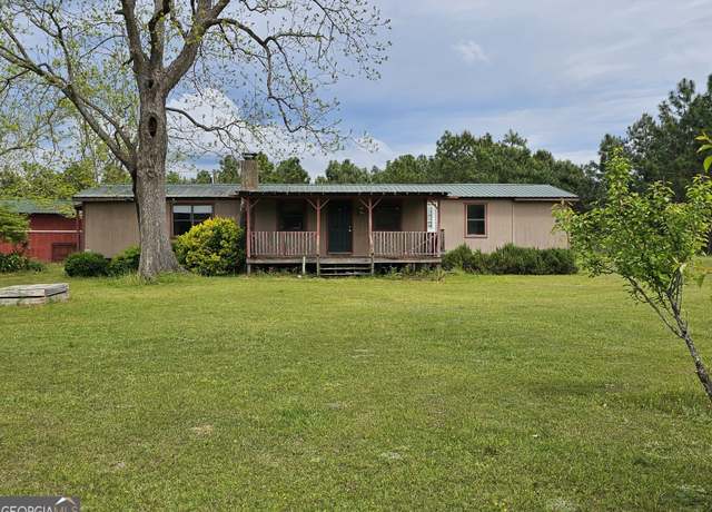 Property at 512 Scarboro Rd, Portal, GA 30450, 4 beds, 5 baths