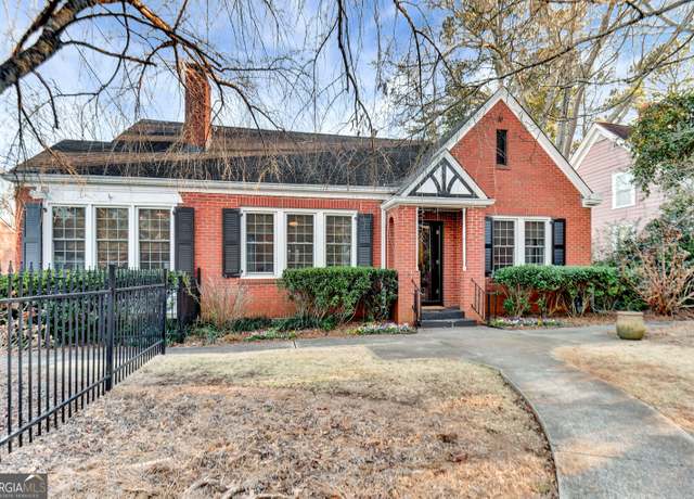 Property at 570 Southview Dr, Athens, GA 30605, 3 beds, 2 baths