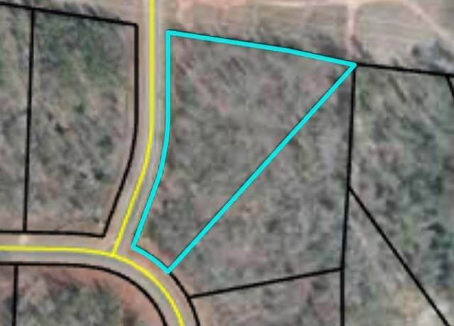 Property at 110 Crescent Dr, Forsyth, GA 31029
