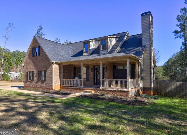 Property at 621 Liberty Hill Rd, Milner, GA 30257, 4 beds, 3 baths