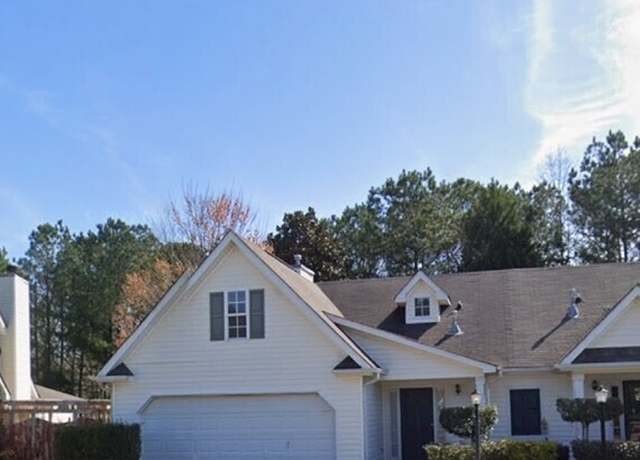 Property at 70 Courtyard Dr, Newnan, GA 30265, 2 beds, 2 baths
