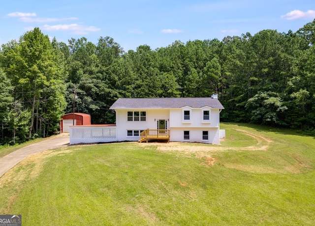 Property at 820 Boozer Rd, Heflin, AL 36264, 3 beds, 3 baths