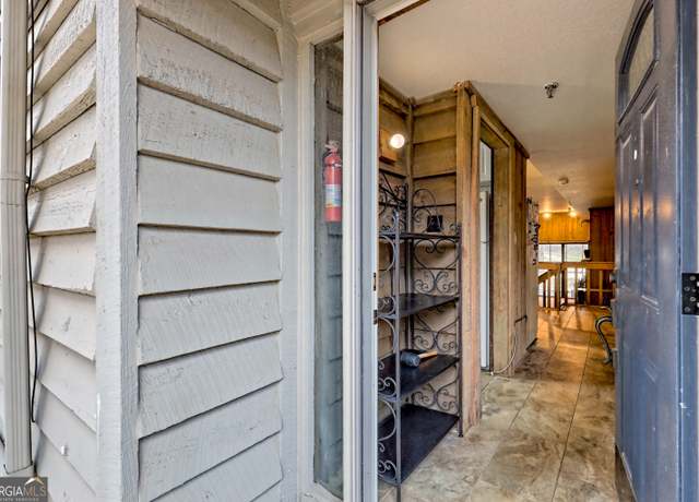 Property at 239 Shakespeare Dr, Clayton, GA 30525, 2 beds, 2 baths