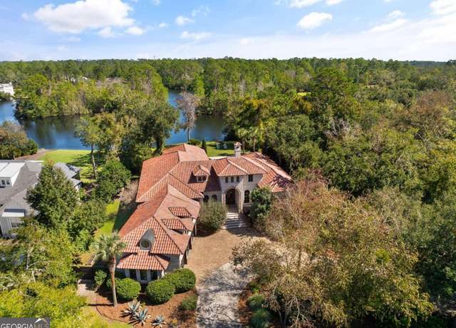 Property at 139 Stillwater Dr, St. Simons, GA 31522, 5 beds, 4.5 baths