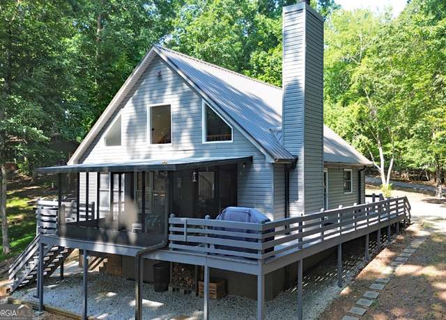 Property at 44 Blue Ridge Pl, Lavonia, GA 30553, 2 beds, 1.5 baths